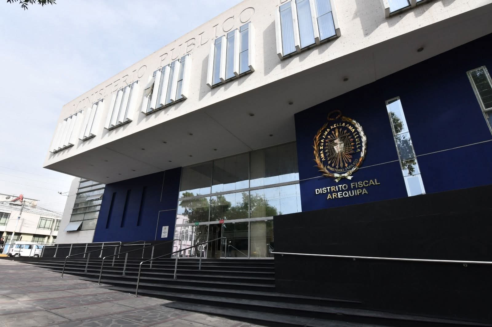 Condenan a 3 extranjeros a 22 años por explotación sexual