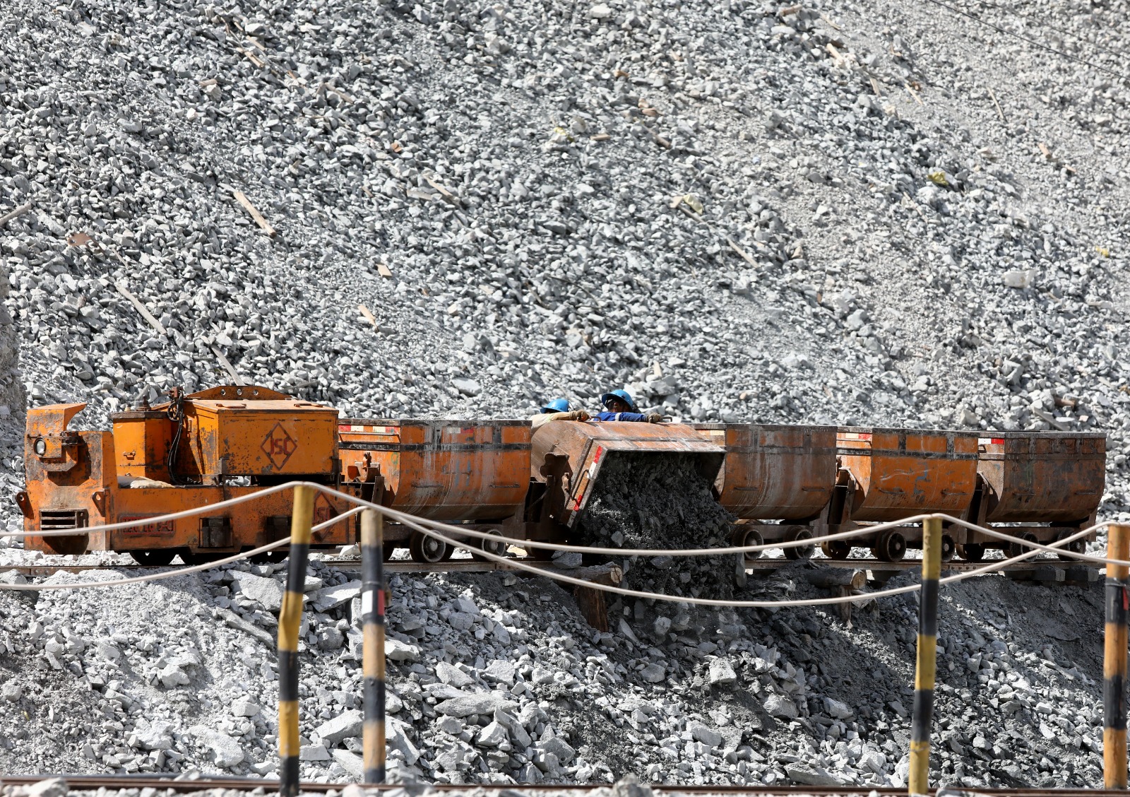 Unir cuencas, es la alternativa para minería artesanal en región