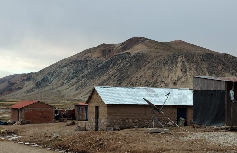 Ejecutan proyectos de electrificación rural en tres provincias de la región Arequipa