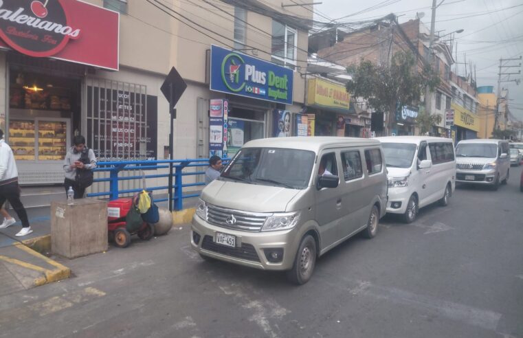 “Usuarios con buses a su disposición prefieren subirse a loncheras sin SOAT”