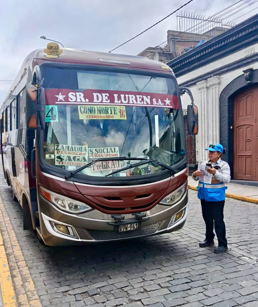 Municipalidad de Arequipa interna 8 buses durante operativos en Puente Grau