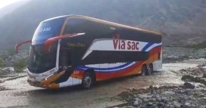 Lluvias dañan vías en Caylloma, Caravelí y La Unión