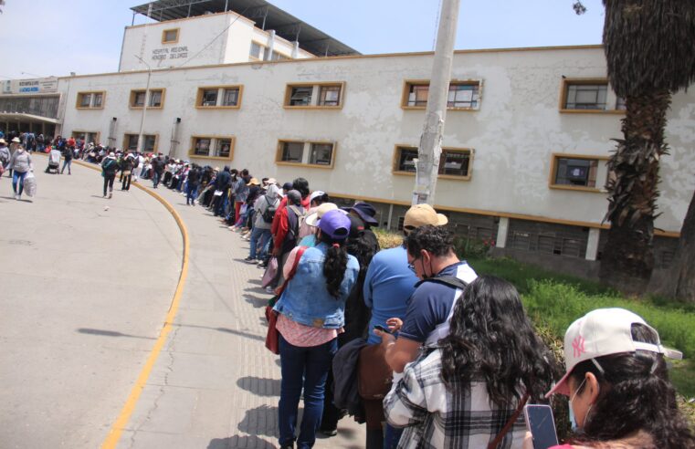 Al menos 7 mil citas se postergan desde hoy por huelga de médicos del MINSA
