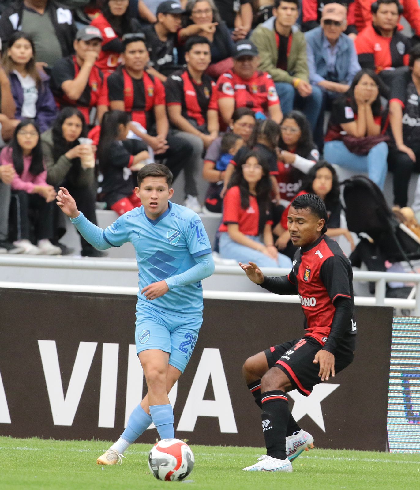 Boca Juniors y River Plate estuvieron cerca de la «Tarde Rojinegra»