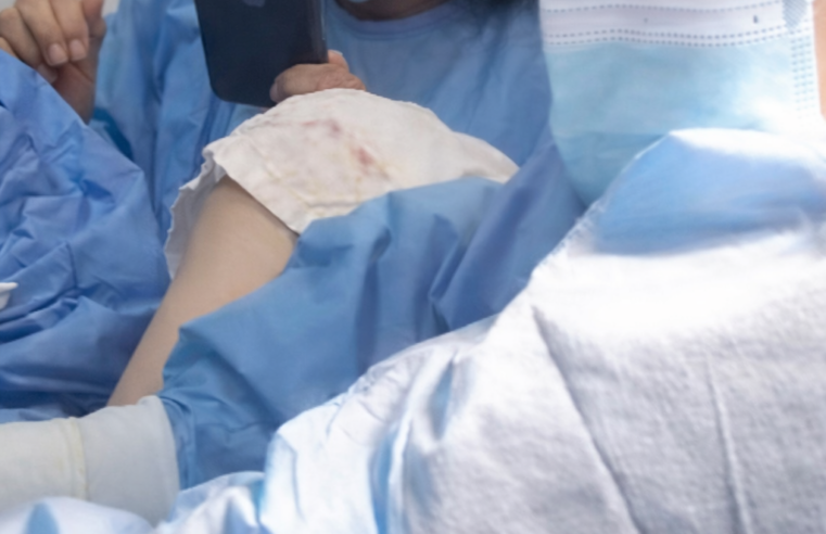 Obstetras se pelean en parto en el Goyeneche poniendo en riesgo a madre y su bebe