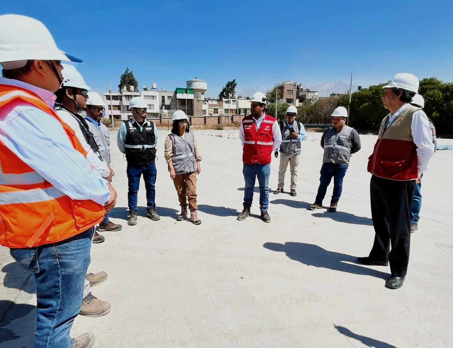 Iniciaron obras para construcción de contingencia de IREN SUR
