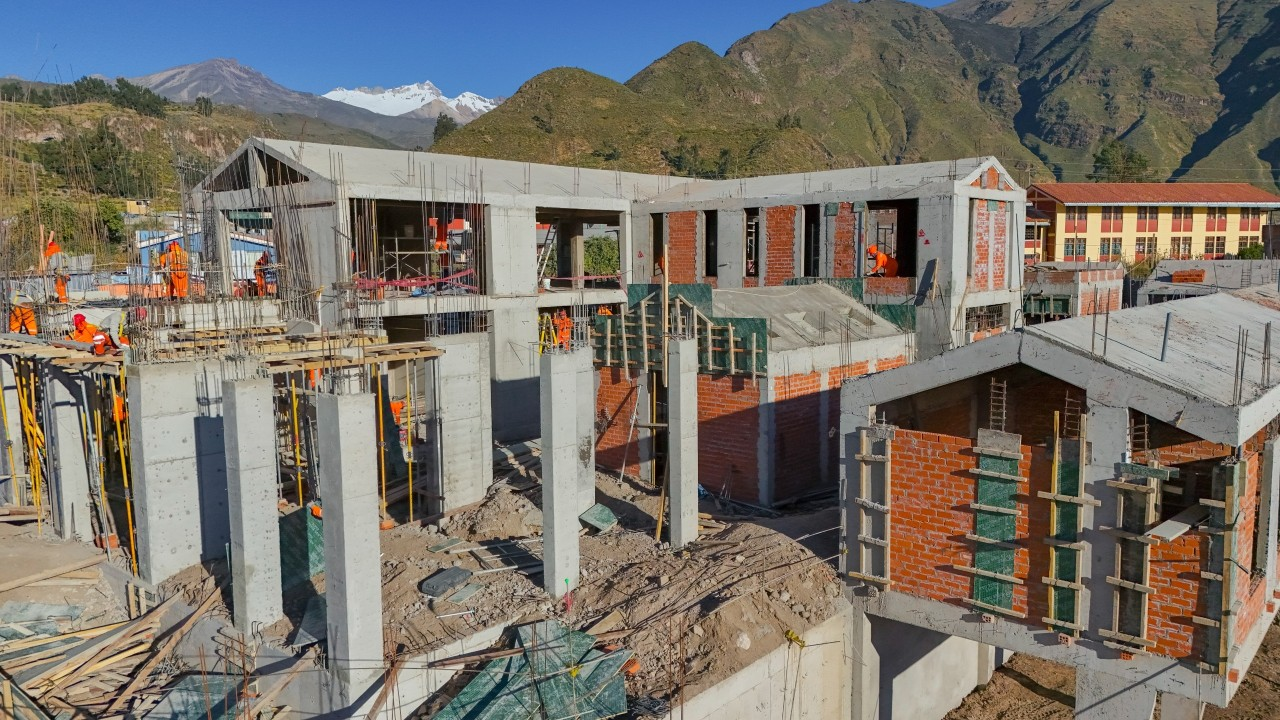 Retrasan entrega de centro de salud de Cabanaconde por deficiencias constructivas