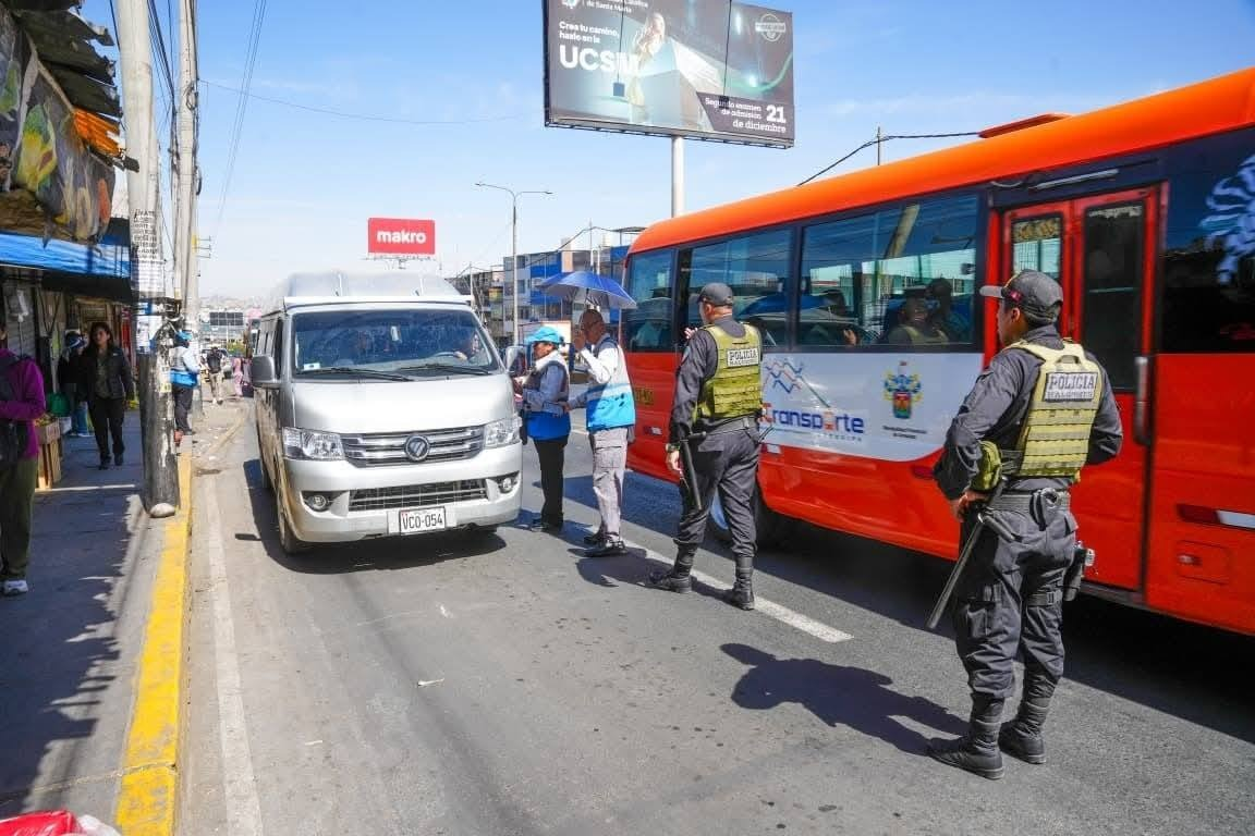 Policía Nacional liderará operativos contra los transportistas informales