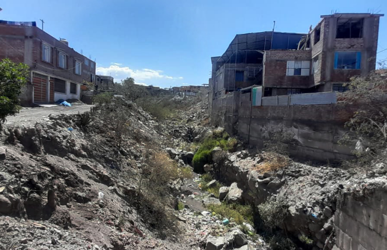 Solo 14 zonas intervenidas ante 63 puntos críticos por lluvias en Arequipa