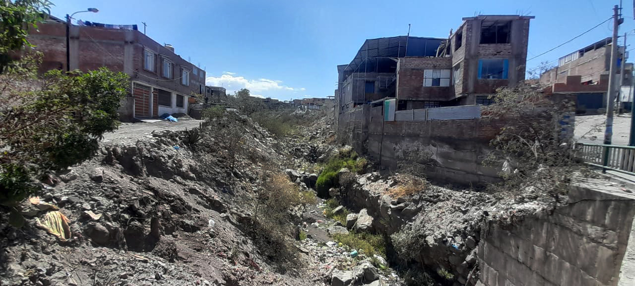 Solo 14 zonas intervenidas ante 63 puntos críticos por lluvias en Arequipa