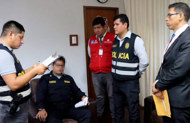 Dictan 18 meses de prisión preventiva a 6 policías acusados de “sembrar” droga