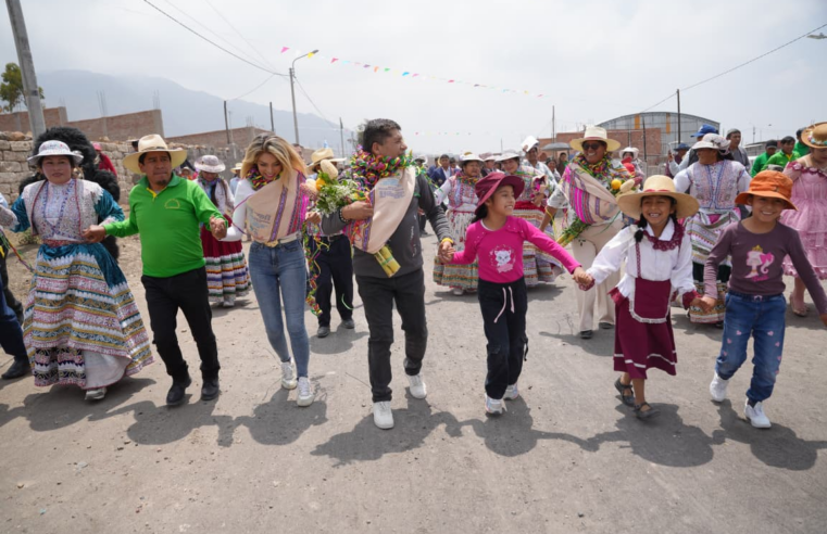 Más de 60 familias de La Perla Escondida logran ansiado título de propiedad
