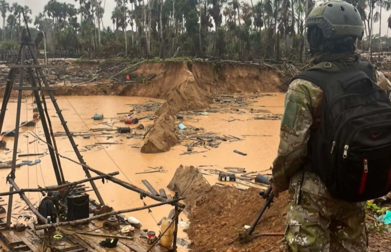 Ejército y PNP destruyen campamento de minería ilegal de s/ 1.3 millones