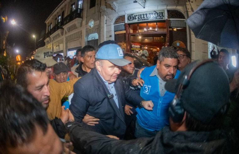 López Aliaga llegó a Arequipa con restricciones y mitin cerrado