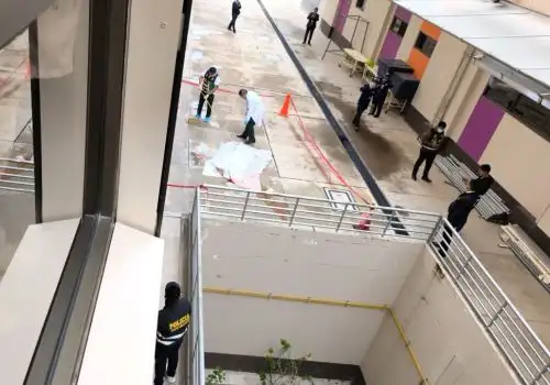 Investigan deceso de policía quien habría caído de un cuarto piso de hospital