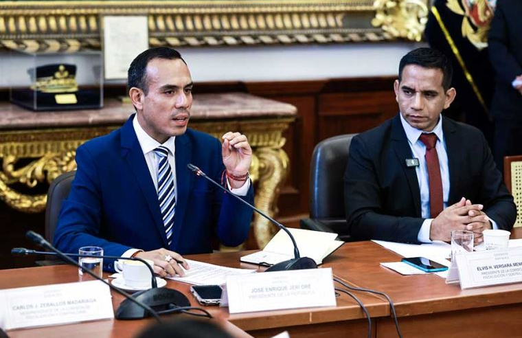 Seis mociones de censura elevan presión sobre presidente Jerí