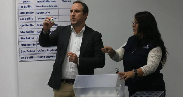 ONPE elige más de 834 mil miembros de mesa a nivel nacional