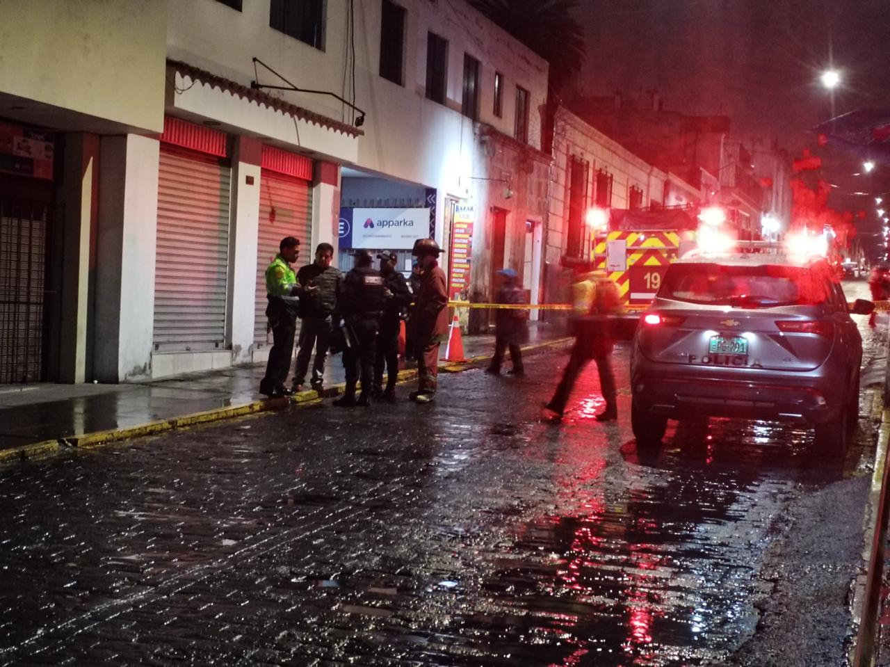 Policía investiga presunta extorsión tras explosión en el Cercado