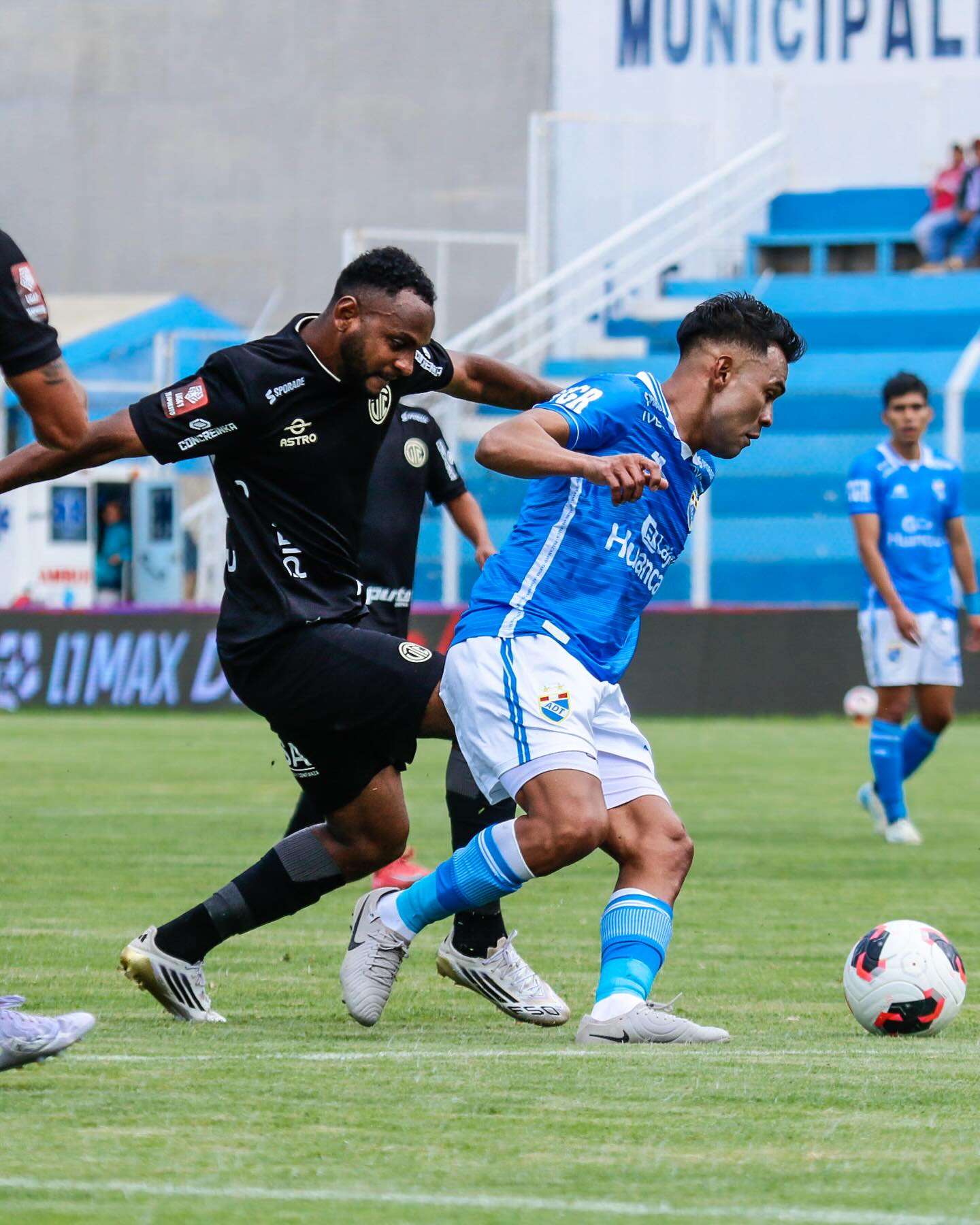 UTC se mantiene en la punta tras agónico empate en Tarma