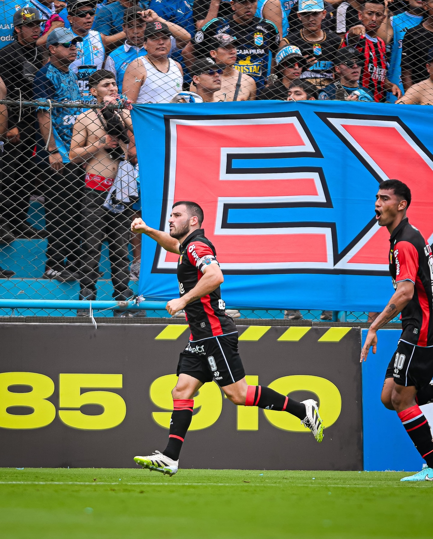 FBC Melgar y sus hinchas conquistaron el Alberto Gallardo