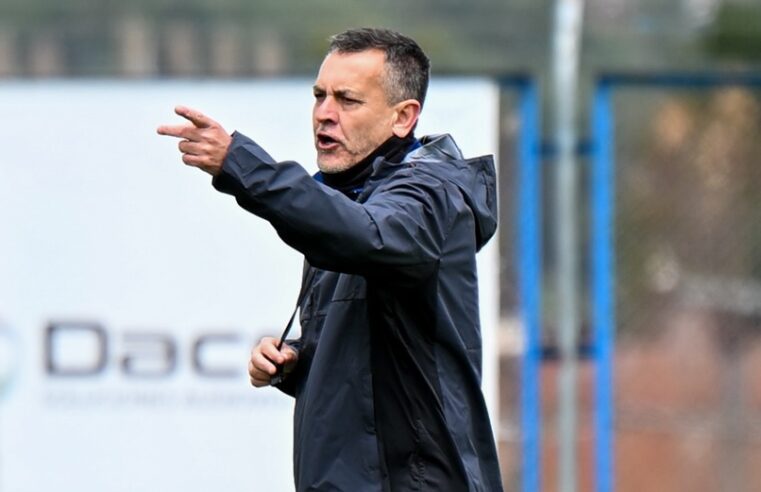 DT de Cienciano explica porqué exageró en elogios a Universitario