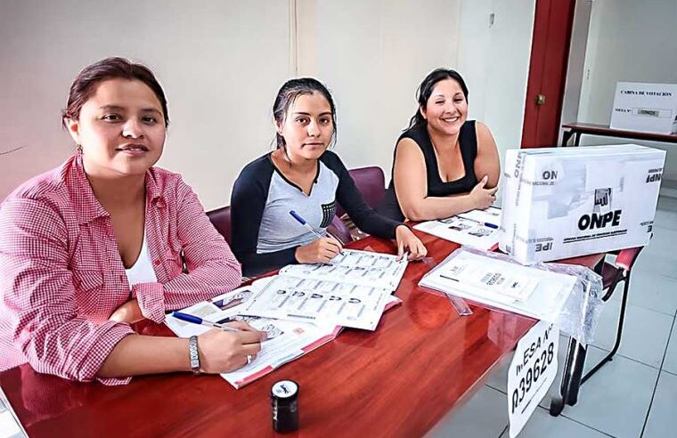 ONPE otorgará dos refrigerios, pago de S/165 y día libre a miembros de mesa