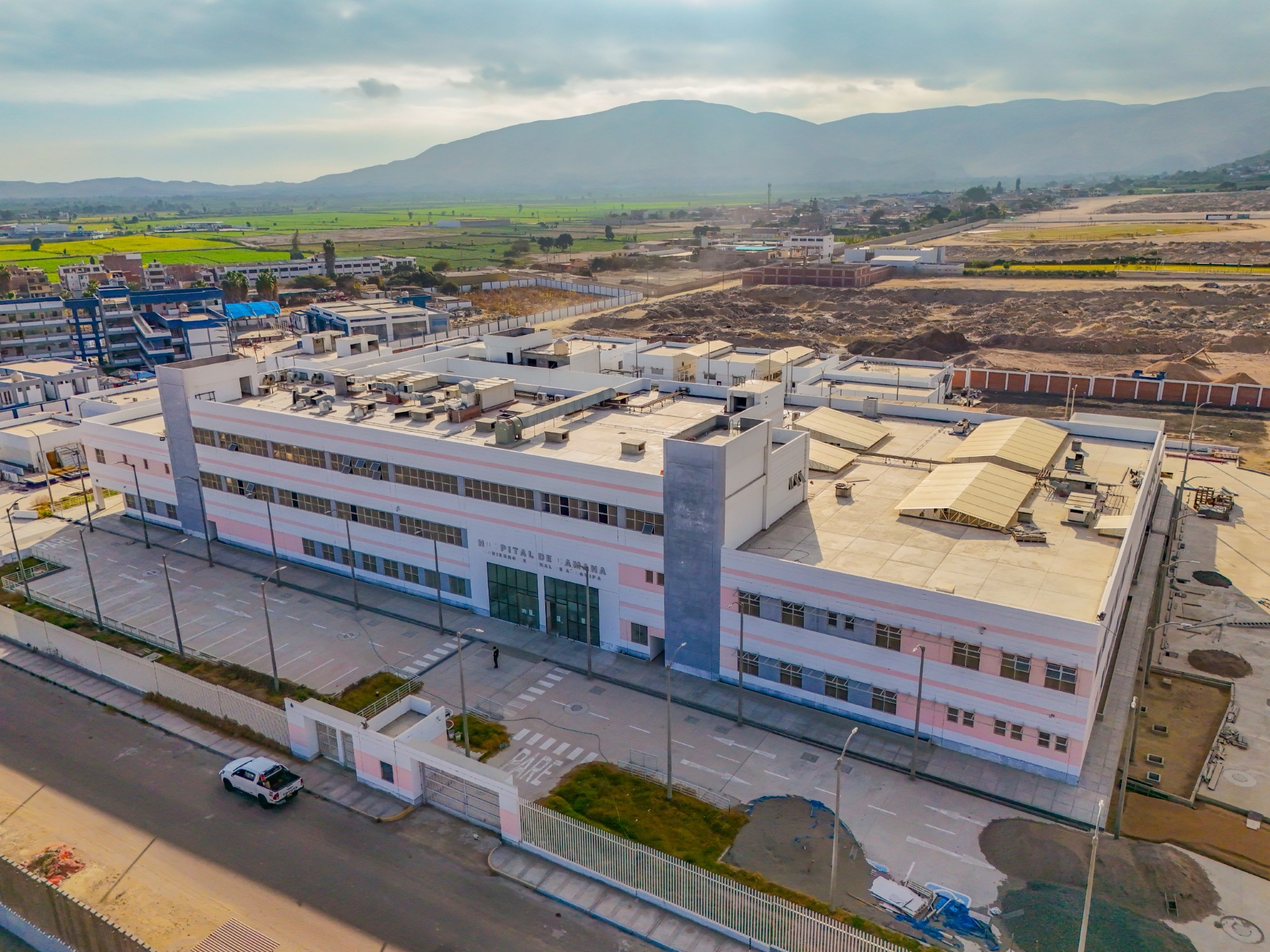 GRA entrega hospital a empresa con inhabilitaciones y sanciones previas