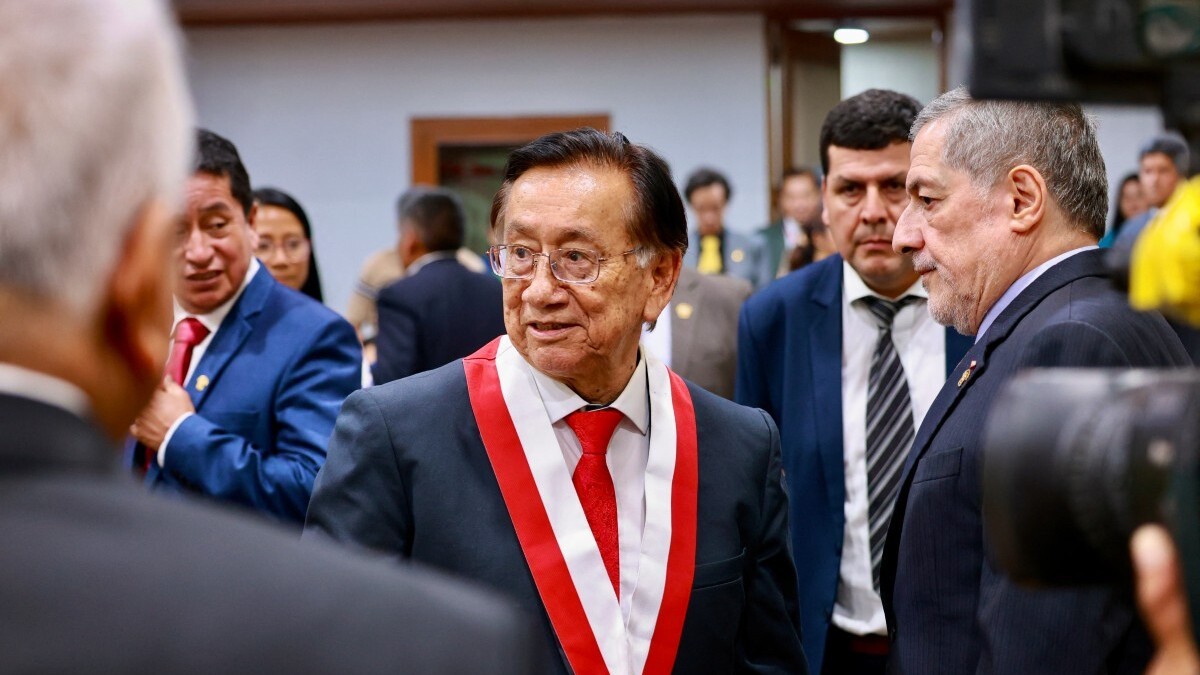 Presidente Balcázar busca consenso con líderes políticos