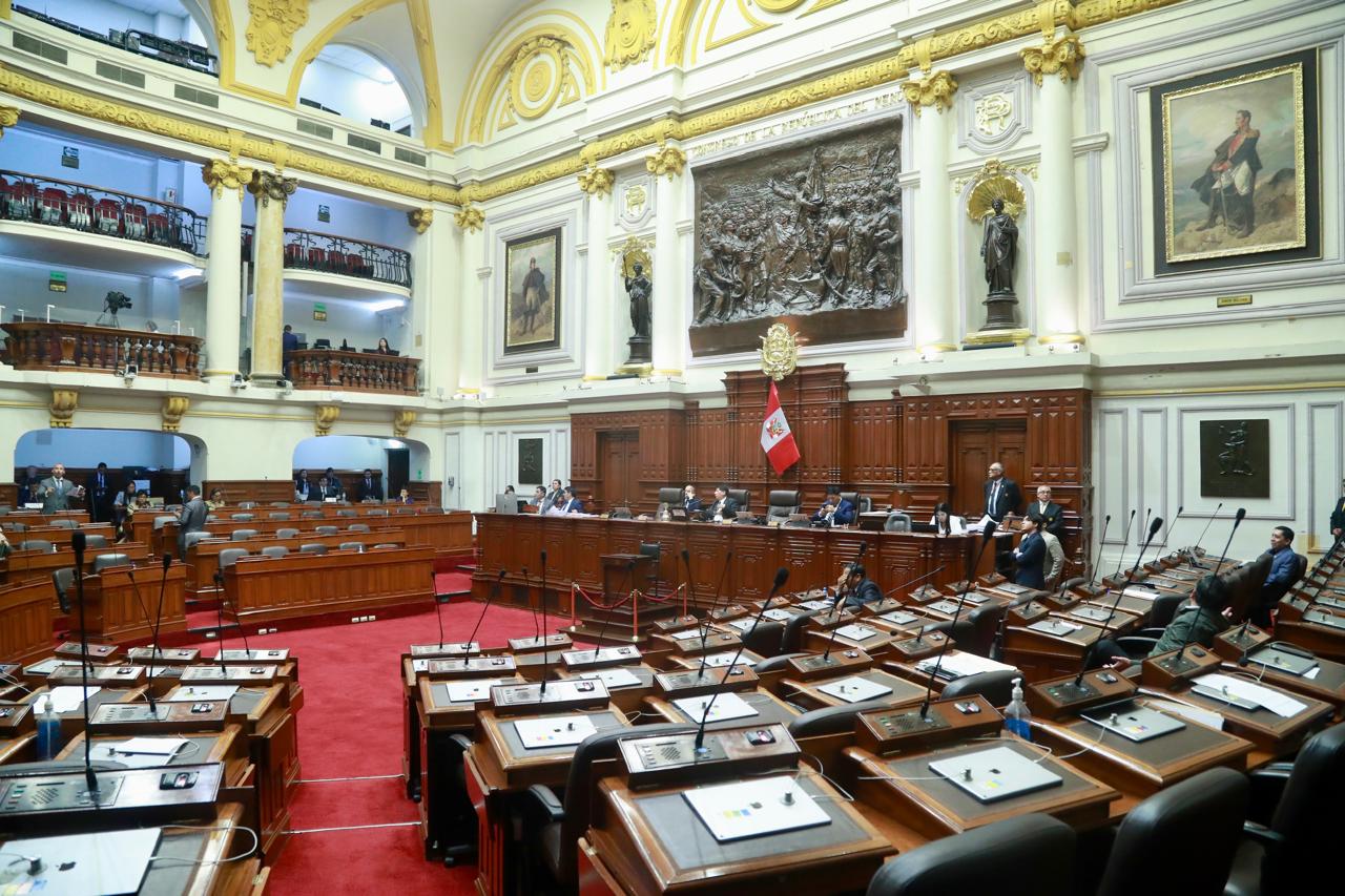 Emplazan a 88 congresistas a no usar fondos públicos en campañas