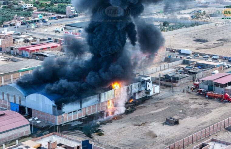 Incendio destruye dos almacenes de aceite de oliva en La Yarada – Los Palos