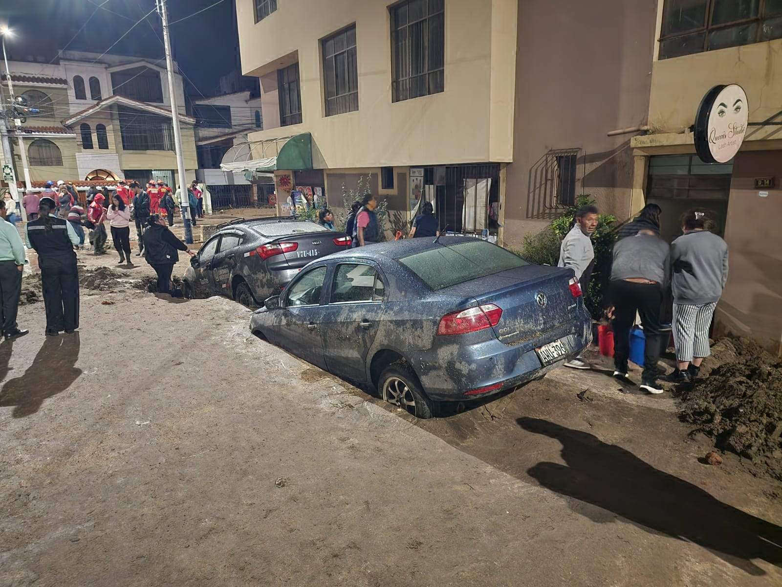 Lluvias intensas dejan inundaciones y activan alertas en Arequipa