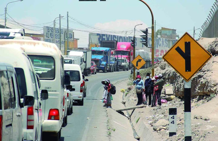 Camioneros luchan todos los días contra la imprudencia de las «loncheras» y peatones