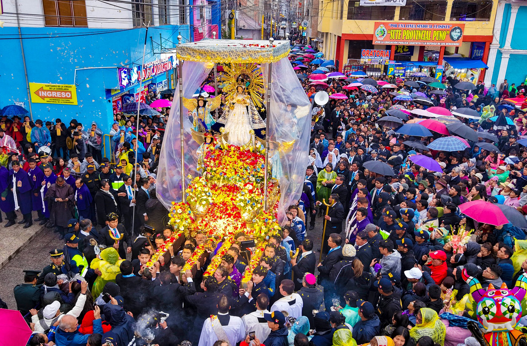 Puno en los ojos del mundo con la fiesta de la Virgen de la Candelaria
