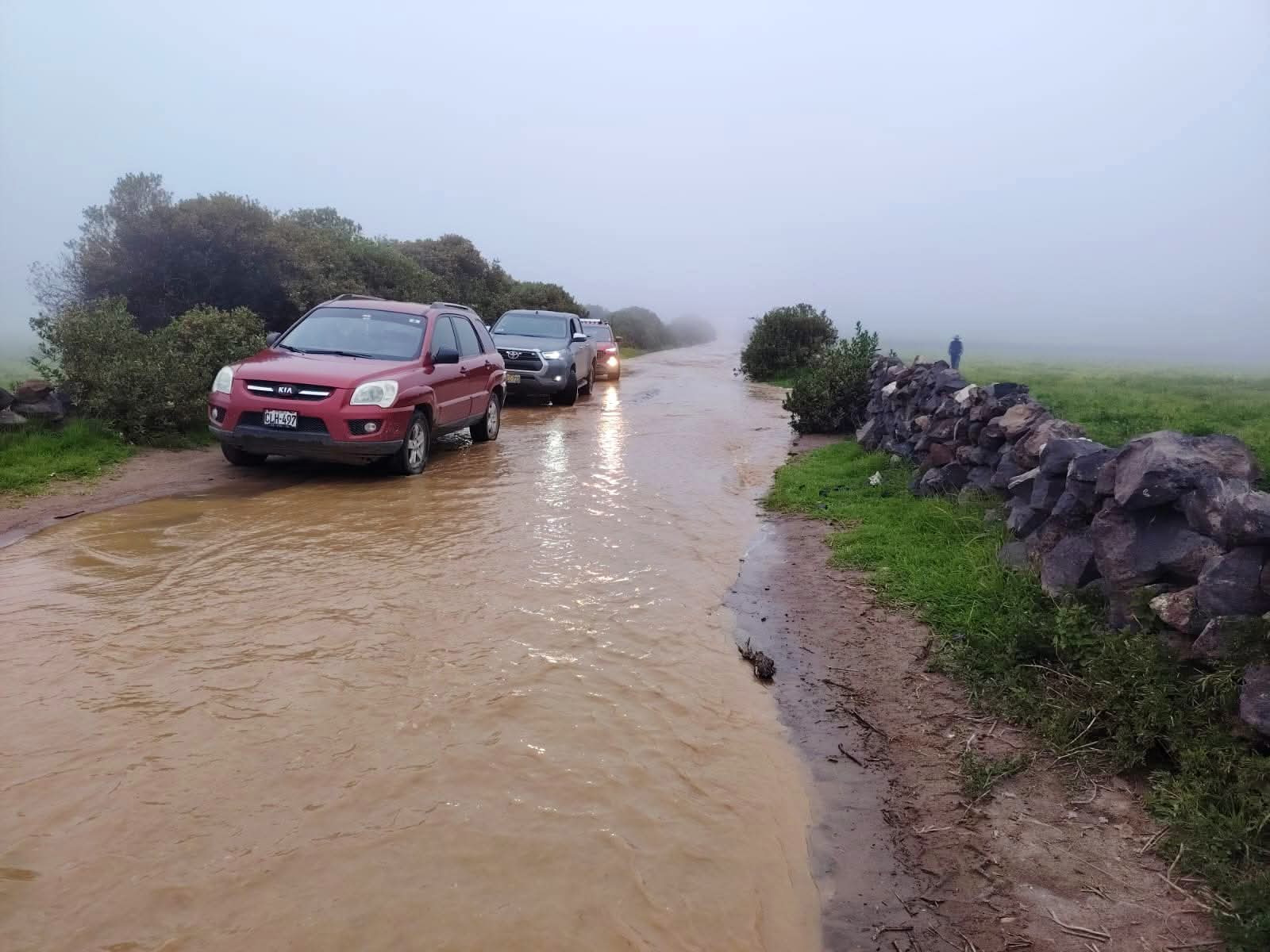 Lluvias aíslan distritos y ponen en riesgo canales de riego en Castilla