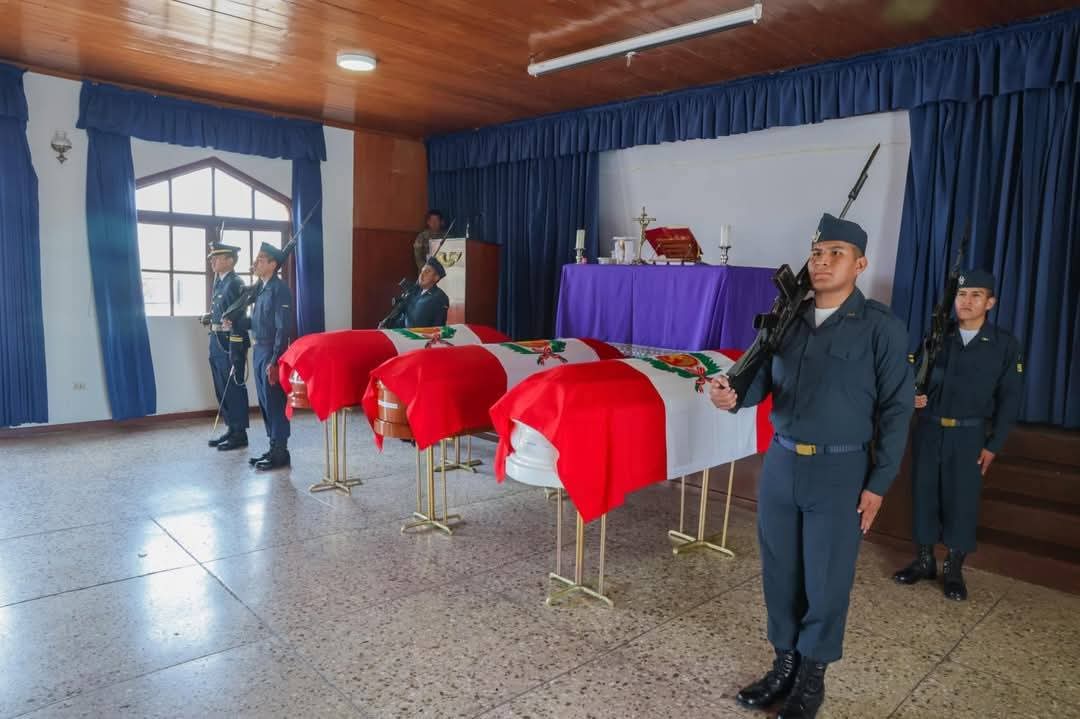 Entregan cuerpos de las 15 víctimas del helicóptero que cayó en Chala.