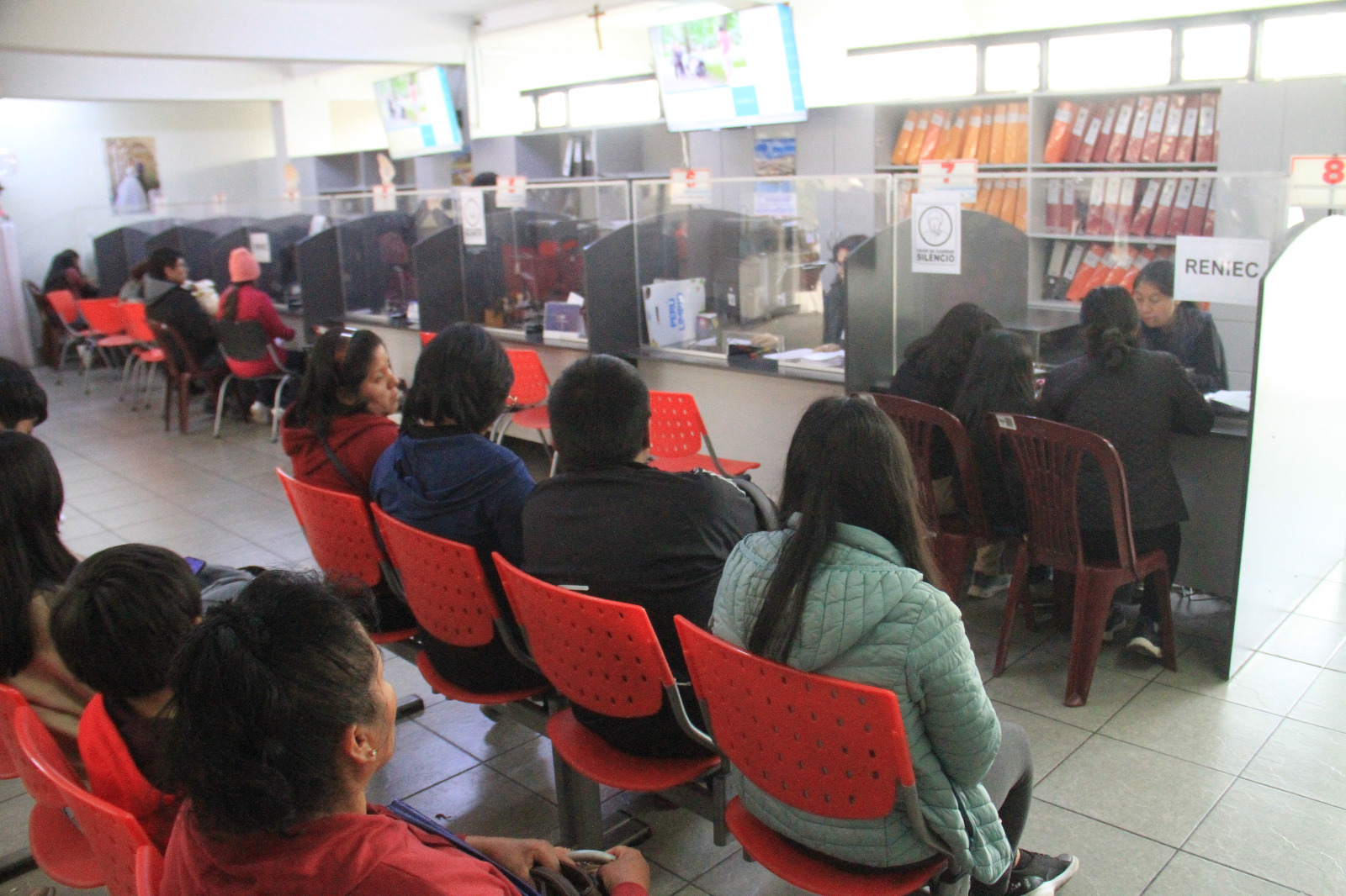 MPA y Reniec esperan entregar 10 mil DNIs electrónicos gratuitos