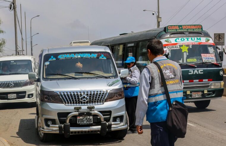 Doce “loncheritas” terminaron en depósito por informales