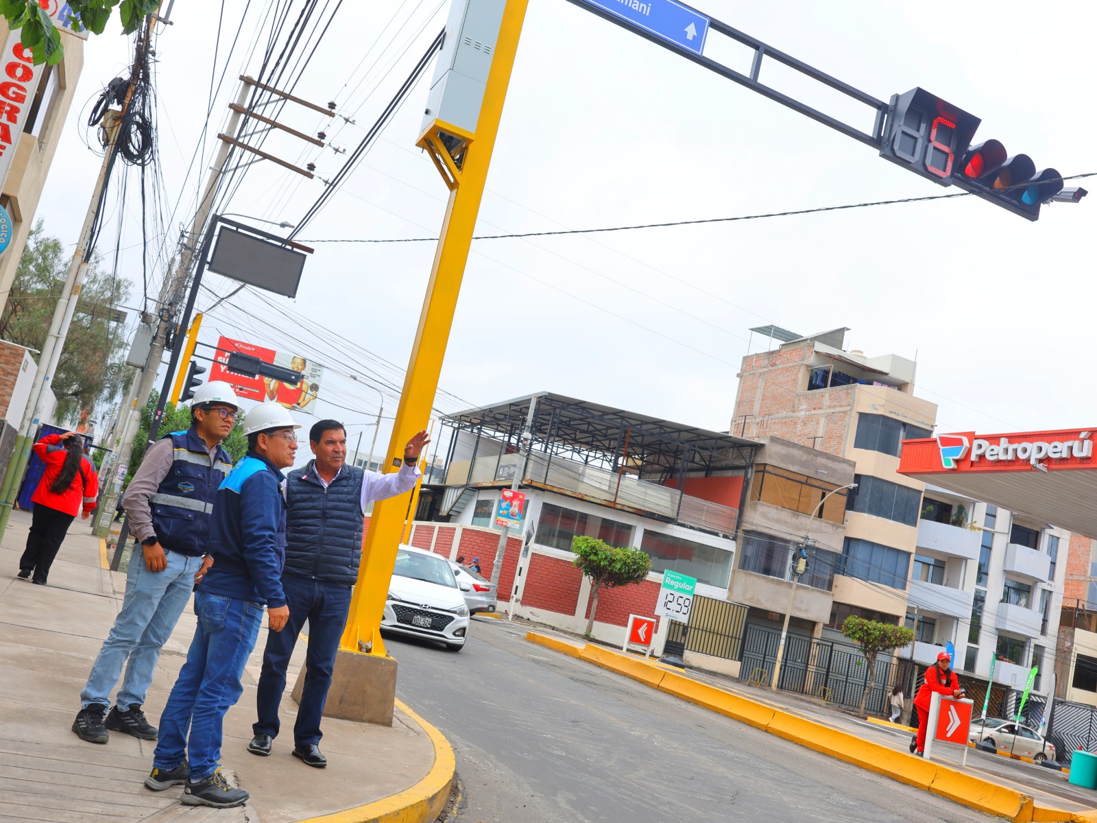 Bustamante y Rivero contará con moderno sistema de semáforos