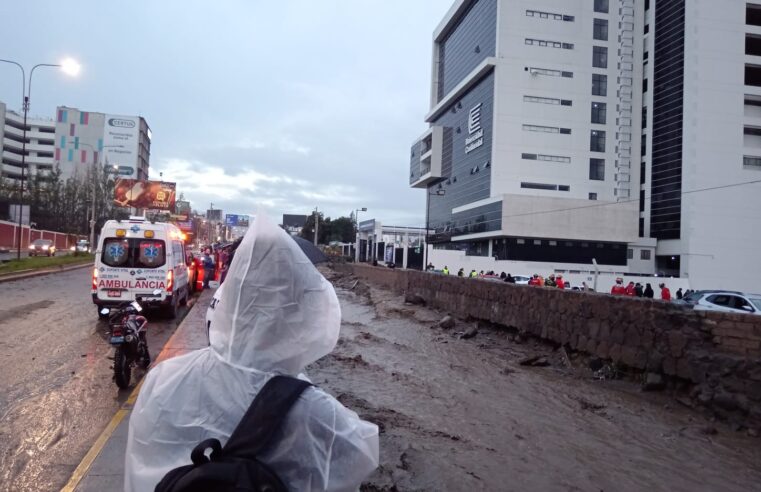 “El ancho de nuestras torrenteras no es suficiente para que el agua siga su curso natural”