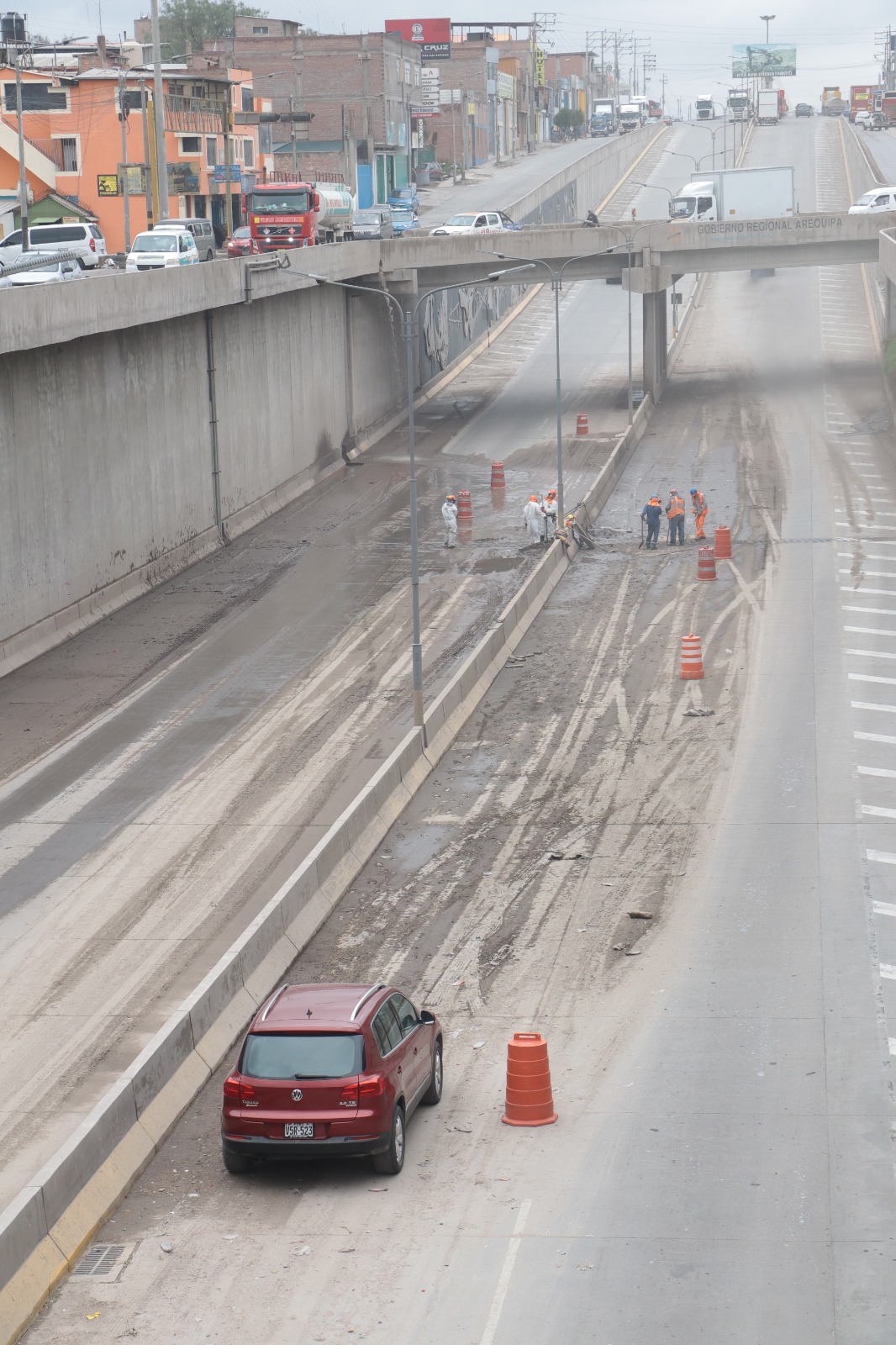 Inundaciones problema de drenaje inconcluso y obras con deficiencias técnicas
