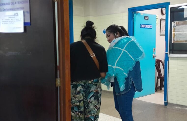 Hospital Yanahuara de EsSalud se queda sin medicamentos para atender partos