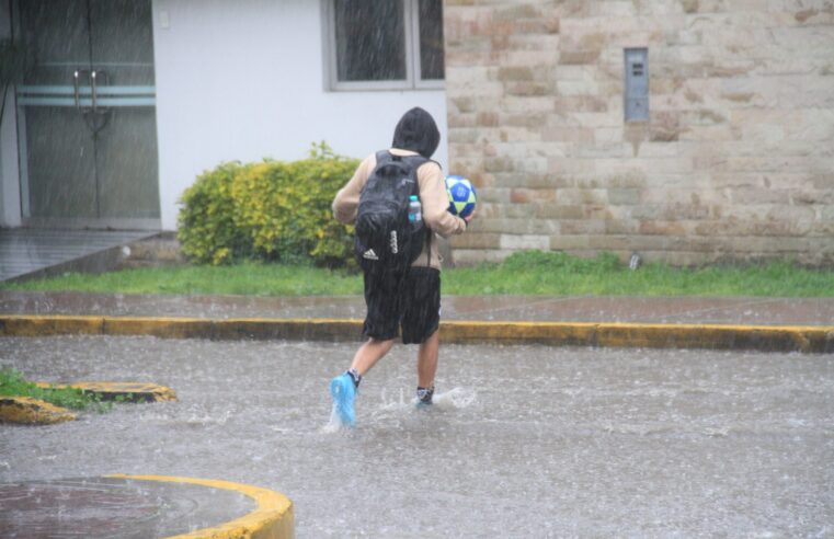 Fuertes lluvias se extenderán hasta el próximo lunes en Arequipa