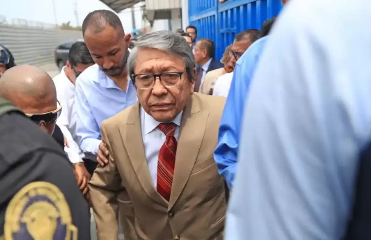 Ciro Castillo ingresó a la sede del GORE Callao, luego de 3 intentos