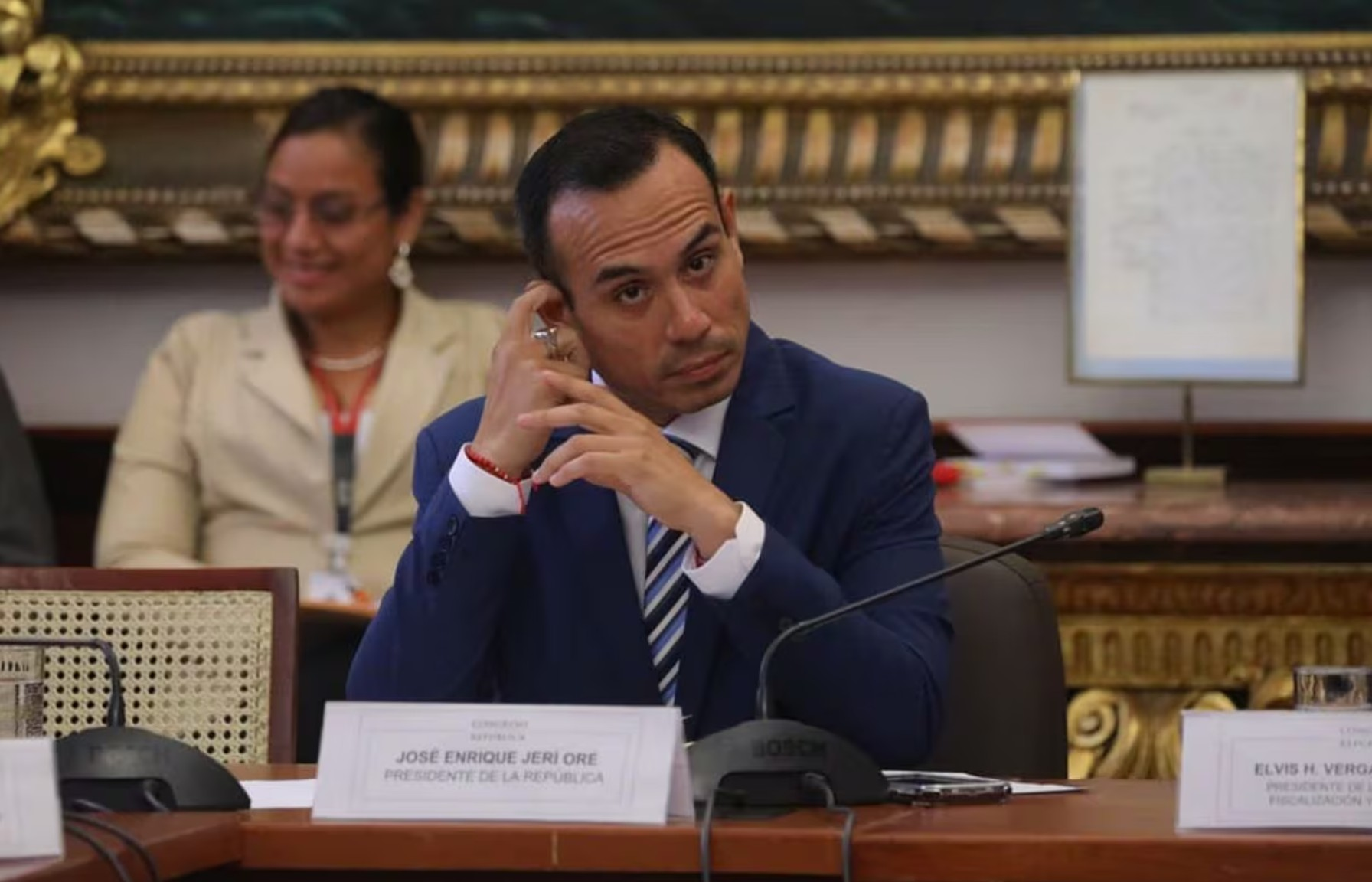 Solicitan convocar Pleno extraordinario para debatir vacancia de José Jerí