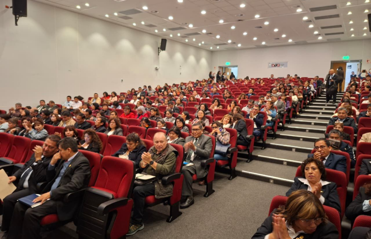 Más de 500 directores de colegiosen la región fortalecen capacidades