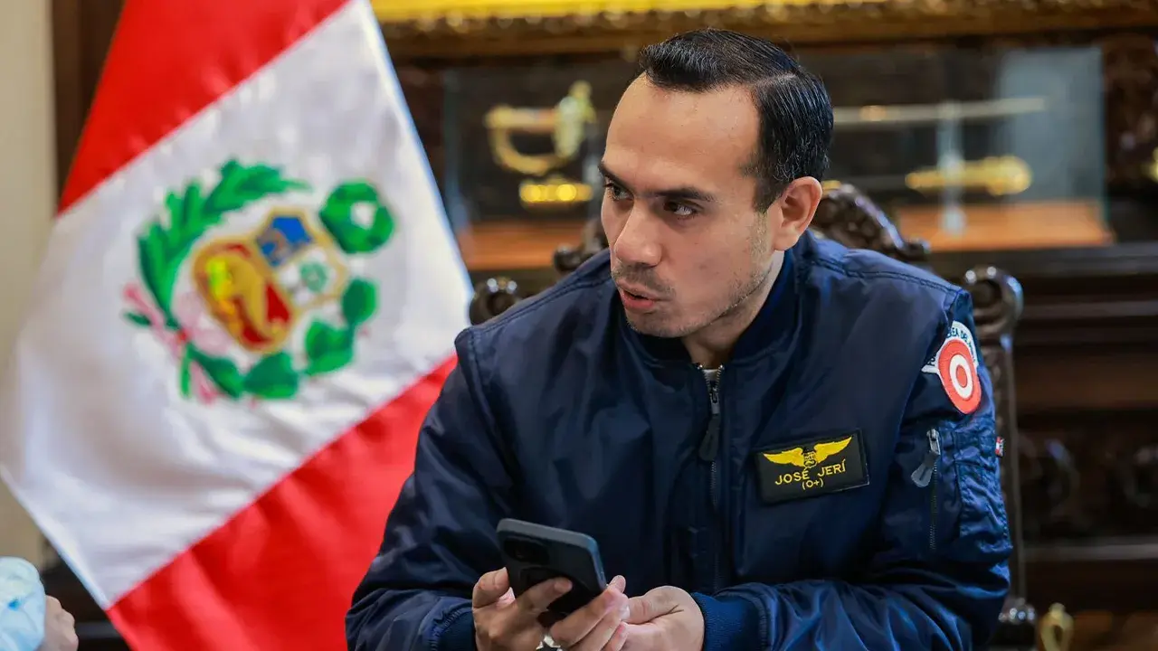 Fiscalía abre investigación preliminar a Jerí por presunto tráfico de influencias