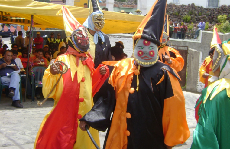 CUANDO EL CARNAVAL NACE DEL PUEBLO: LOS CHIVOS DE CERRO VIEJO Y LA IDENTIDAD QUE RESISTE