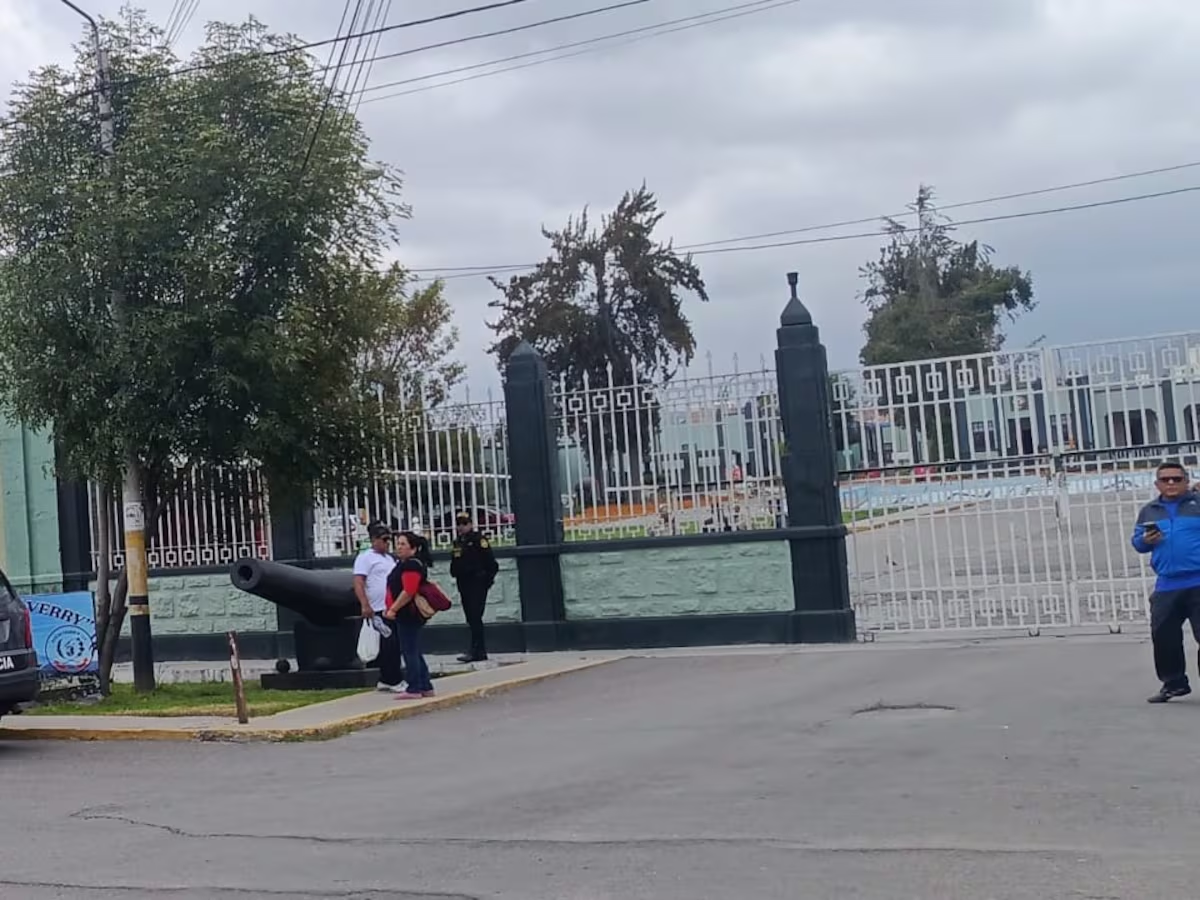 Menor de edad muere en piscina del cuartel Salaverry