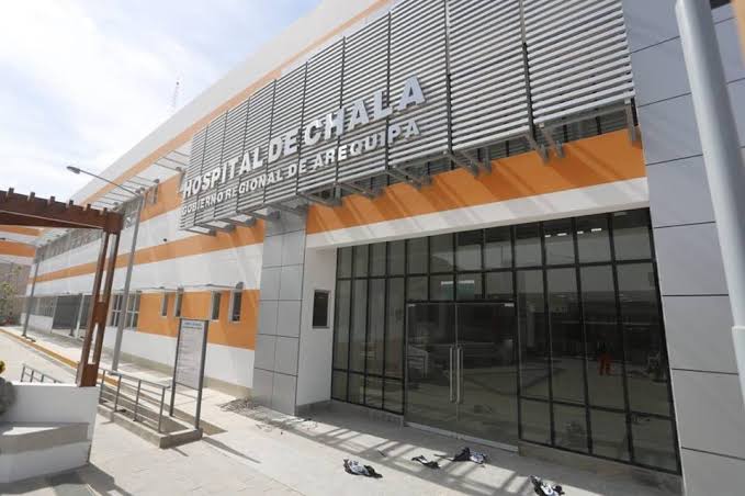 Hospital de Chala sigue paralizado y ahora se queda sin luz