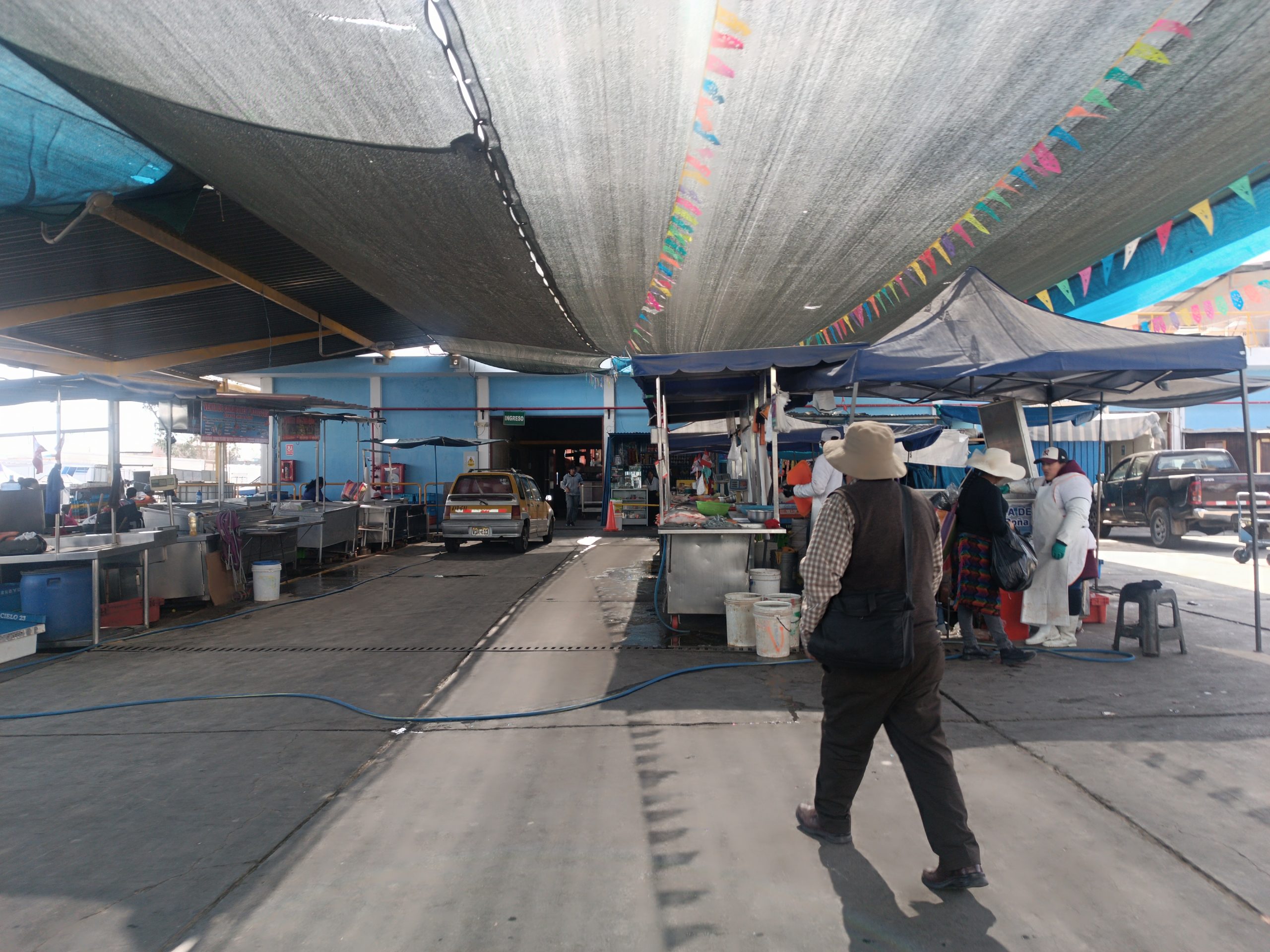 Bajas ventas se producen en centros comerciales de Arequipa